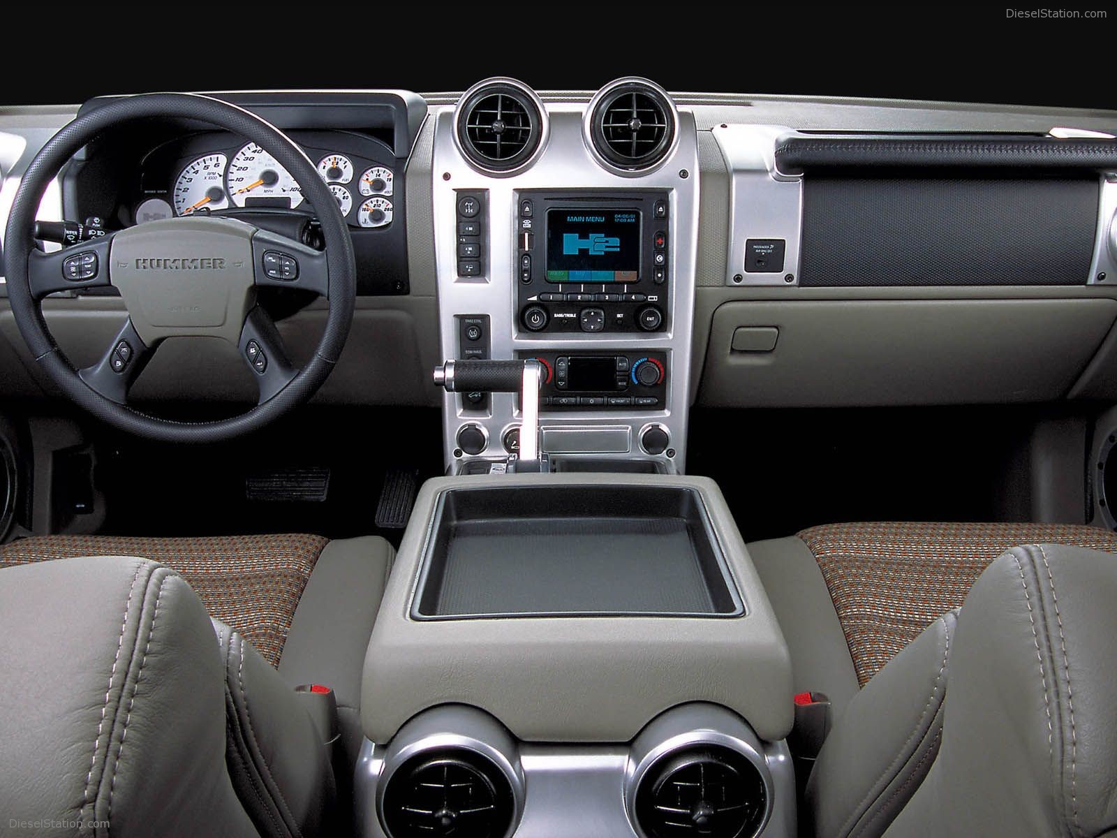 Hummer H2 SUT